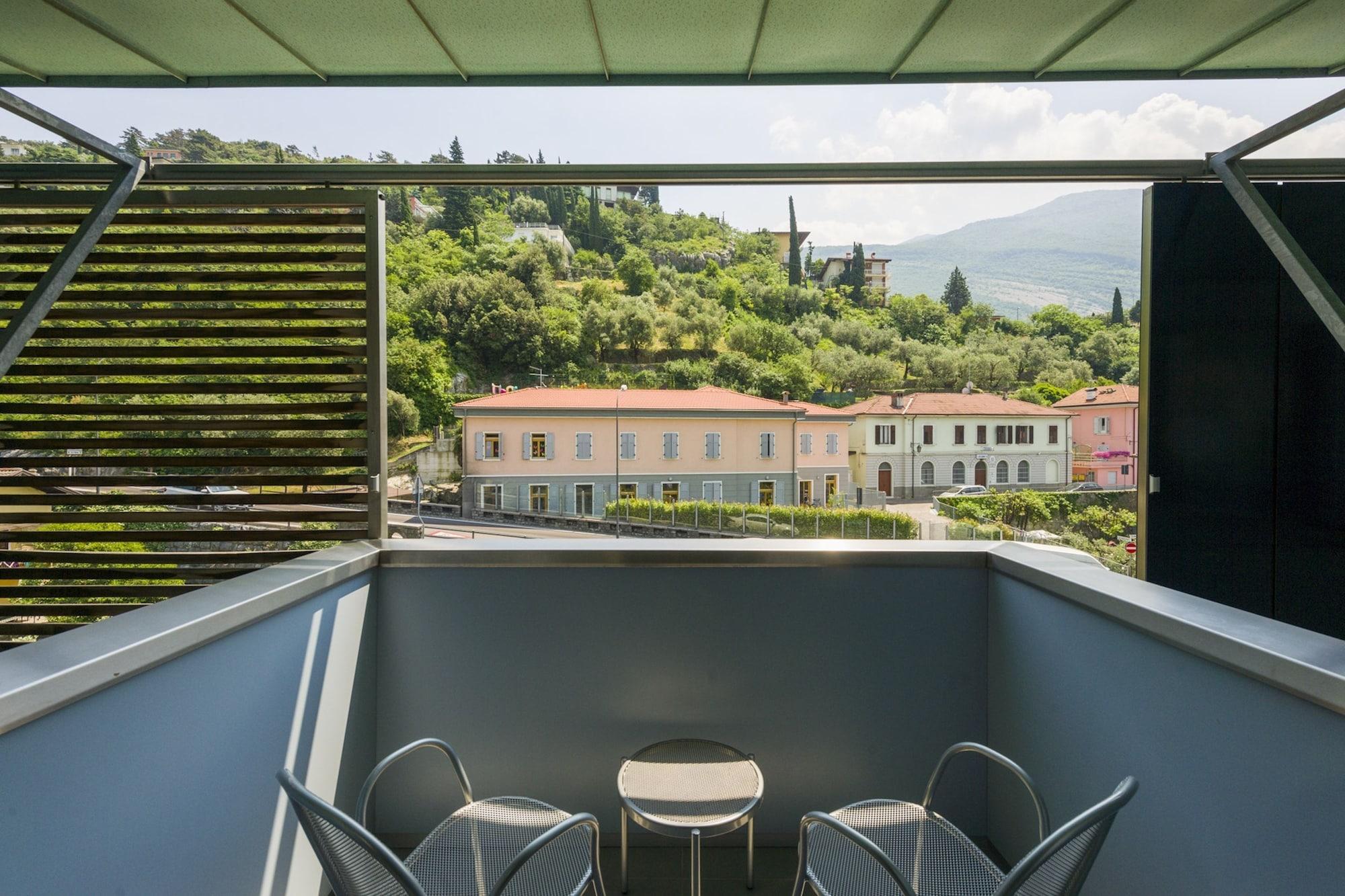 Caravel Bike Hotel Torbole Sul Garda Habitación foto